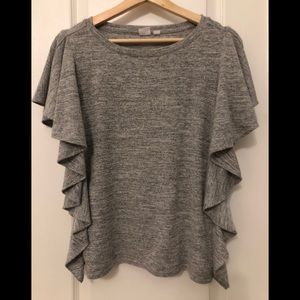 GAP ruffle top